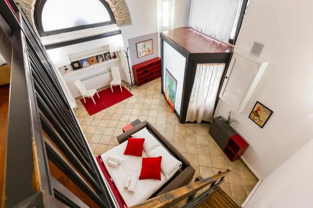 Spacious Loft In The Heart Of Rome Apartment