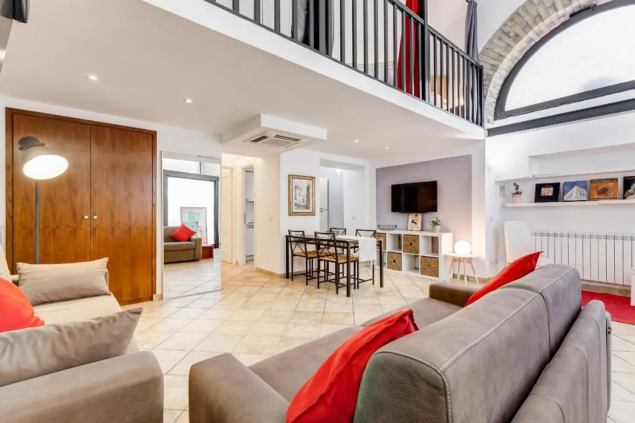 Spacious Loft In The Heart Of Rome Appartement